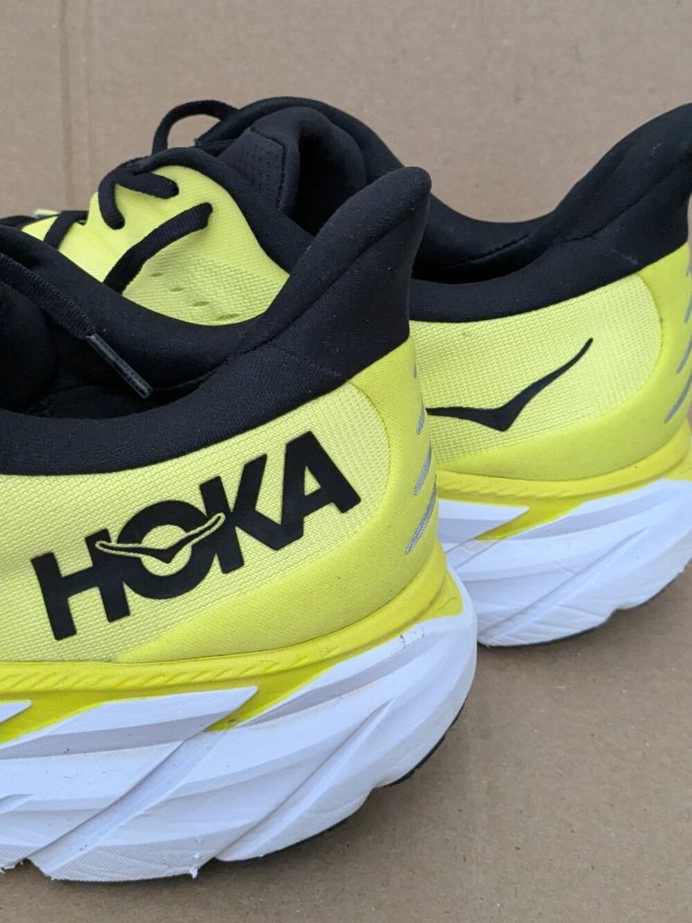 Hoka One One Clifton 8 Men's Size 14D Yellow Running Sneakers - Picture 8 of 14